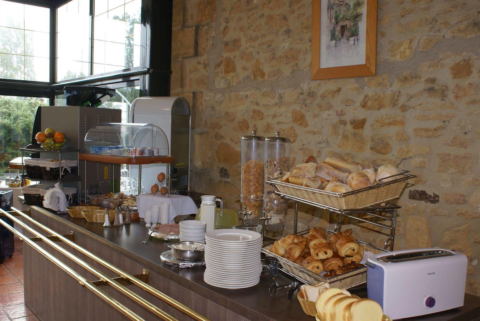 Hotel Restaurant La Verperie Sarlat-la-Canéda Dış mekan fotoğraf